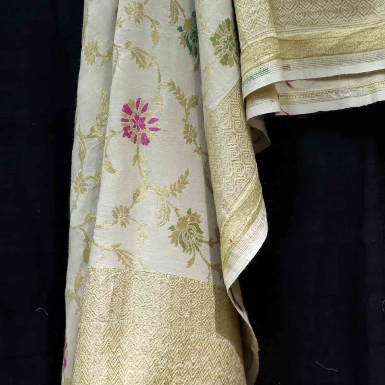 AS45276 Banarasi Brush Print Artistic Duppatta With Multicolor Floral Pattern White 2