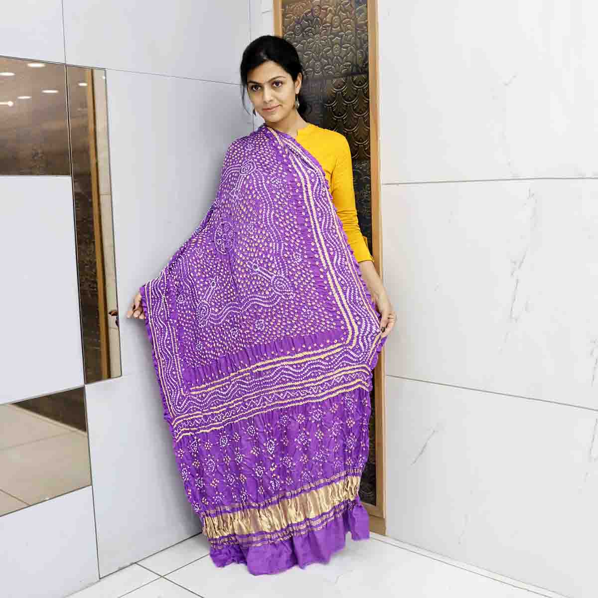 Bandhani Gajji Silk Dupatta With Chandrakhani Pattern Light Purple