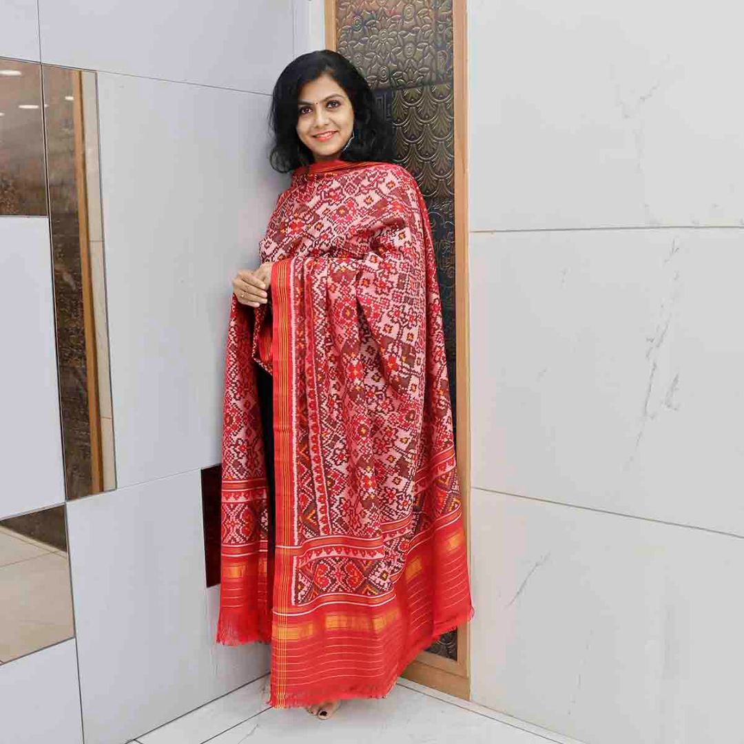 Pure Silk Handloom Double Ikkat Patan Patola Duppatta Reddish Maroon