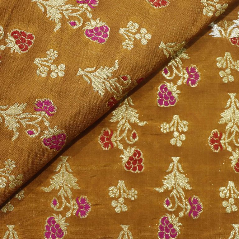 AS45016 Banarasi With Pink Floral Pattern Rust Brown 2.jpg