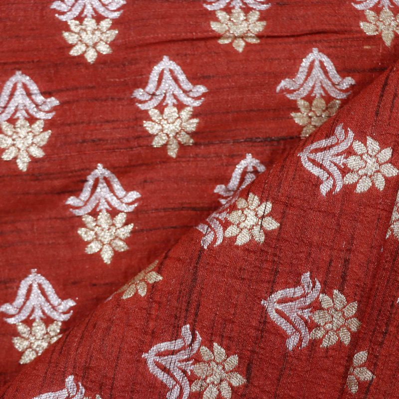 AS45029 Banarasi With Floral Pattern Red 2.jpg
