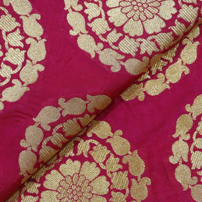 AS45090 Banarasi With Golden Circular Work Magenta Pink 2.jpg