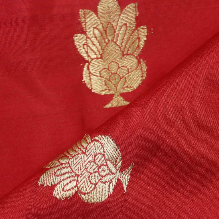 AS45101 Banarasi With Floral Pattern Red 2.jpg